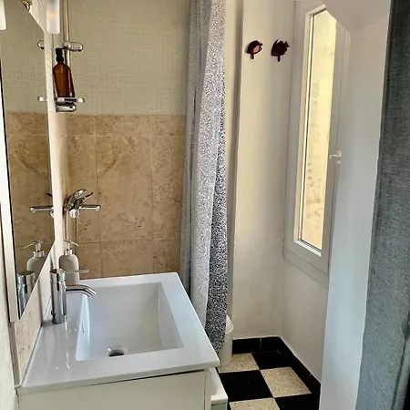 L'endroit Ideal A 30m De La Basilique Au Coeur De Menton